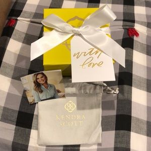 Kendra Scott gift box with bow, tag, and dust bag